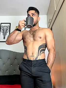 Snapshot of Maximiliano_ford chatting on October 24, 2025, 10:14 am Maximiliano ford online show from October 24, 2025, 10:14 am