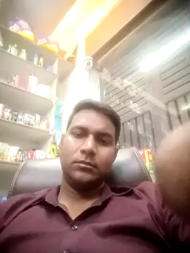 vikesh05 online show from May 10, 2026, 8:22 pm