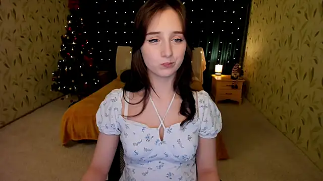 JulietMonli online show from December 5, 2025, 11:31 am