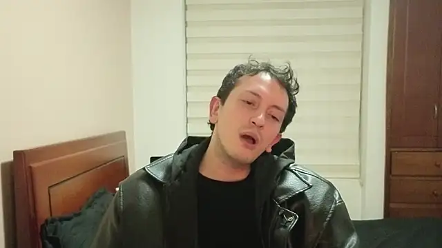 Snapshot of hardaftercum chatting on April 12, 2026, 1:42 am hardaftercum online show from April 12, 2026, 1:42 am