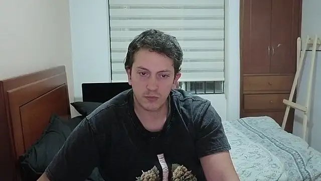 Snapshot of hardaftercum chatting on March 4, 2026, 1:57 am hardaftercum online show from March 4, 2026, 1:57 am