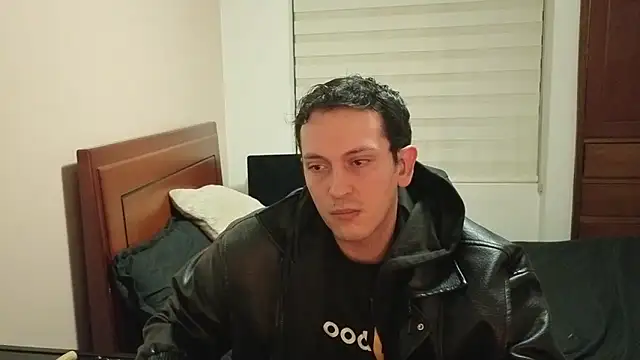 Snapshot of hardaftercum chatting on April 16, 2026, 1:06 am hardaftercum online show from April 16, 2026, 1:06 am