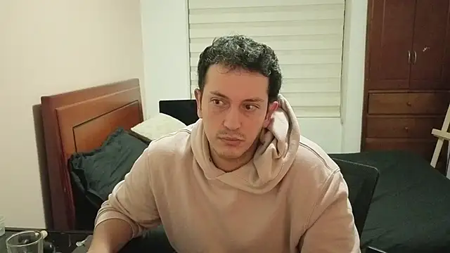 Snapshot of hardaftercum chatting on April 13, 2026, 2:15 am hardaftercum online show from April 13, 2026, 2:15 am