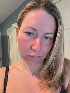 LittleMsMILF online show from March 12, 2026, 6:34 pm