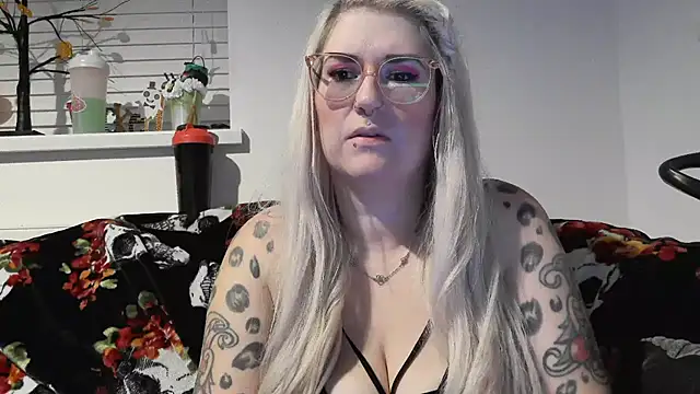 Sizzling Indie36 online show from October 24, 2025, 8:52 pm