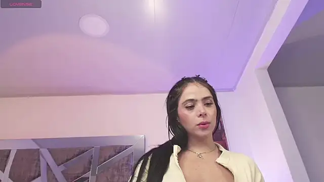 Meghann sweet1993 online show from July 6, 2026, 6:53 am