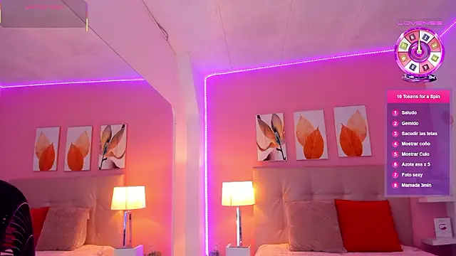 Snapshot of Molly_h0t chatting on February 7, 2026, 12:24 pm Molly h0t online show from February 7, 2026, 12:24 pm