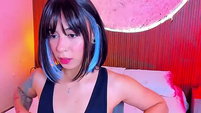 AliceStevens  online show from June 1, 2026, 8:52 pm