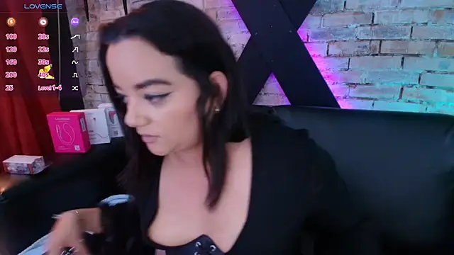 jessy capelli online show from October 31, 2025, 7:32 pm