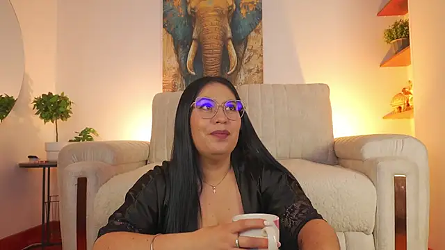 AliceCorner online show from May 22, 2026, 12:03 pm