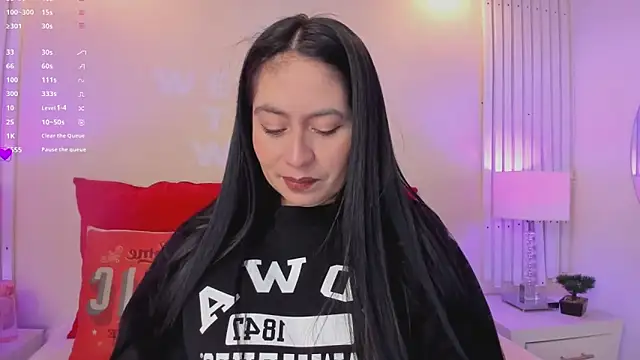 AliceCorner online show from November 11, 2025, 12:00 pm