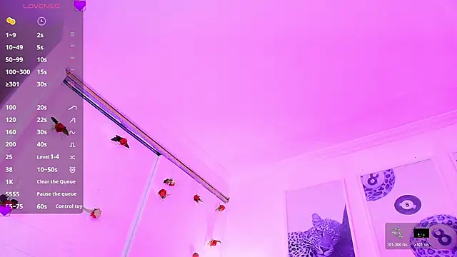 Snapshot of Valen_ross_ chatting on February 16, 2026, 10:18 pm Valen ross online show from February 16, 2026, 10:18 pm