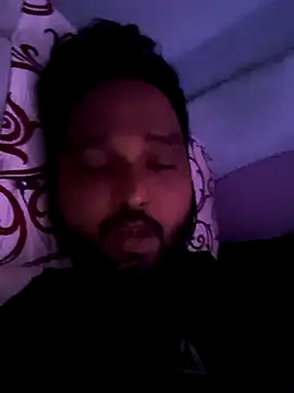 Snapshot of John96999 chatting on September 27, 2025, 9:21 pm John96999 online show from September 27, 2025, 9:21 pm