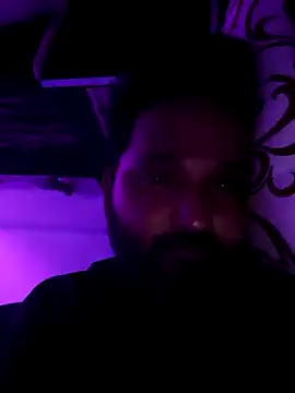 Snapshot of John96999 chatting on October 4, 2025, 9:16 pm John96999 online show from October 4, 2025, 9:16 pm