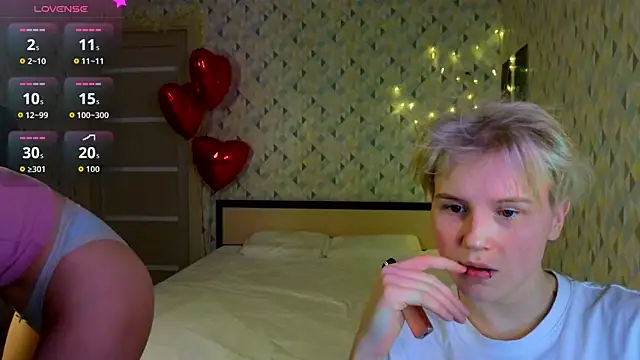 Snapshot of Tara_Lawson chatting on February 11, 2026, 7:36 pm Tara Lawson online show from February 11, 2026, 7:36 pm