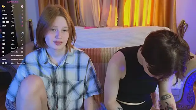 Snapshot of Tara_Lawson chatting on September 24, 2025, 11:28 am Tara Lawson online show from September 24, 2025, 11:28 am