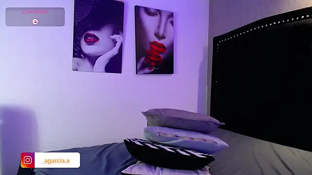 LiamWildx20 online show from April 9, 2026, 6:19 am