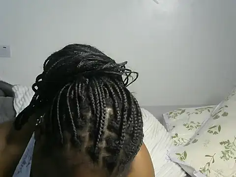 Aurora Angel online show from October 1, 2025, 9:03 am