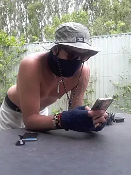 Snapshot of TAIZ69WORLD chatting on November 5, 2025, 6:16 am TAIZ69WORLD online show from November 5, 2025, 6:16 am