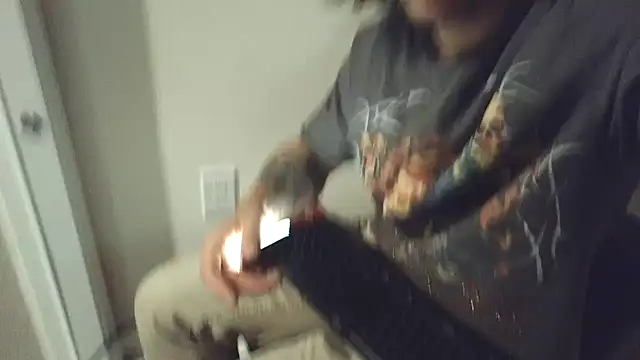 shurthingx online show from April 13, 2026, 5:33 am