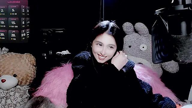 Snapshot of 9ban chatting on December 1, 2025, 10:49 am 9ban online show from December 1, 2025, 10:49 am