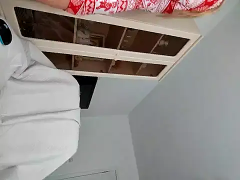 ANA STA S  online show from December 15, 2025, 12:11 pm