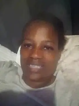 sexylira online show from September 9, 2025, 3:21 pm