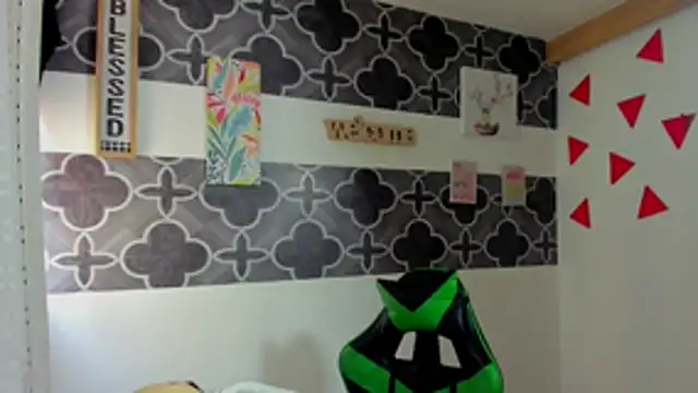 317894 online show from January 13, 2026, 7:18 pm