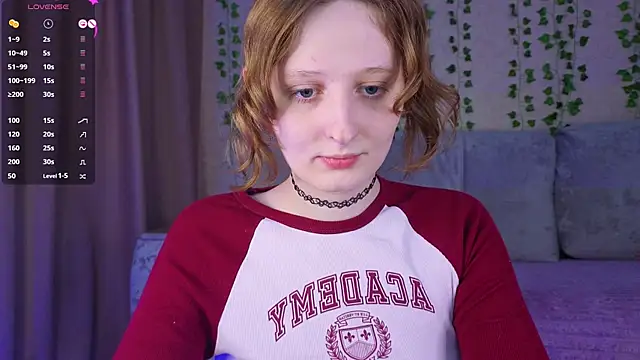 c0ralynx online show from June 17, 2026, 2:05 pm