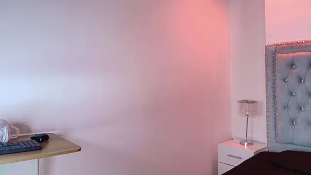 Lia adamsss online show from April 11, 2026, 3:58 am