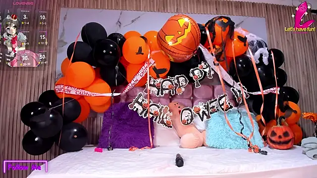 Nicolee19 online show from November 8, 2025, 11:08 pm