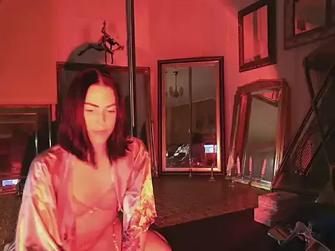 missninasparkle online show from October 16, 2025, 9:12 pm