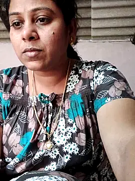 JENNIFERtamil online show from December 21, 2025, 7:43 am