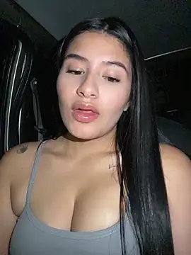 andrea gomes  online show from March 27, 2026, 7:17 am