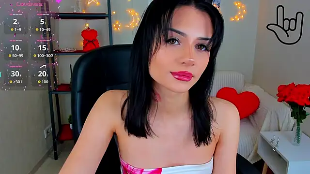 Snapshot of Kitti__ chatting on March 26, 2026, 1:37 am Kitti online show from March 26, 2026, 1:37 am