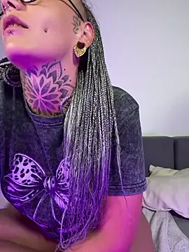 xxveraa vibe online show from July 21, 2026, 9:49 pm
