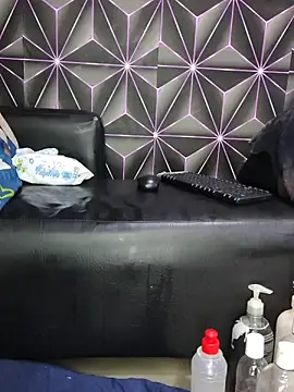 Megann 9 online show from March 26, 2026, 11:08 am