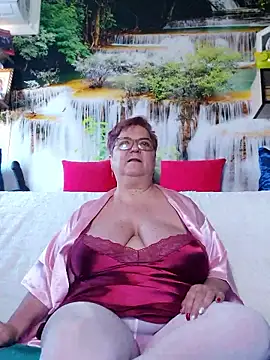 QueenPammy1 online show from January 9, 2026, 8:21 am