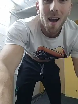 trainwithme online show from November 11, 2025, 12:11 pm