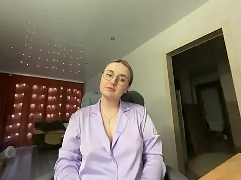 Snapshot of JudeValenti chatting on March 21, 2025, 4:29 pm JudeValenti online show from March 21, 2025, 4:29 pm