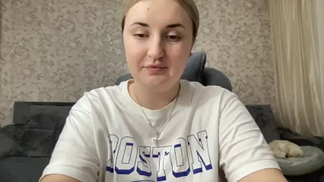 Snapshot of JudeValenti chatting on November 4, 2025, 6:22 pm JudeValenti online show from November 4, 2025, 6:22 pm