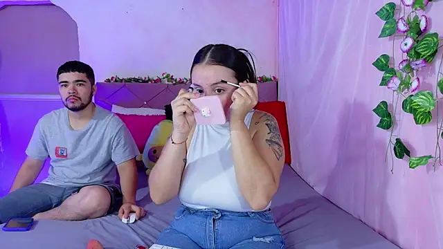  mia and mike  online show from September 29, 2025, 2:01 pm