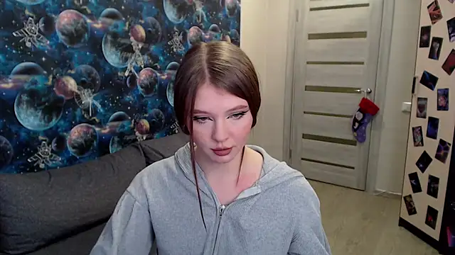 GinnyBlacky online show from December 15, 2025, 6:25 pm