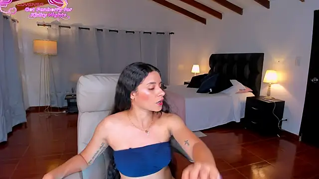 hanna mils online show from January 17, 2026, 4:05 am