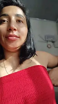Elowyn online show from July 18, 2026, 8:39 pm