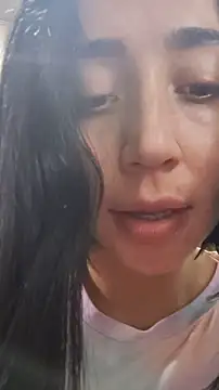 Elowyn online show from February 8, 2026, 7:22 pm