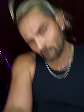 Snapshot of JayMoneyy92 chatting on October 29, 2025, 4:11 am JayMoneyy92 online show from October 29, 2025, 4:11 am