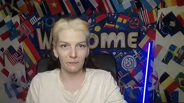 VanessaRey  online show from April 2, 2026, 4:24 pm