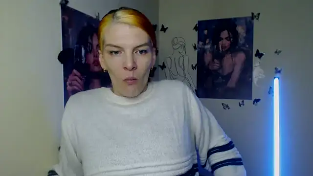 VanessaRey  online show from February 8, 2026, 2:15 pm