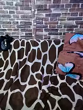 Snapshot of Casadaculona30 chatting on March 3, 2026, 2:40 am Casadaculona30 online show from March 3, 2026, 2:40 am